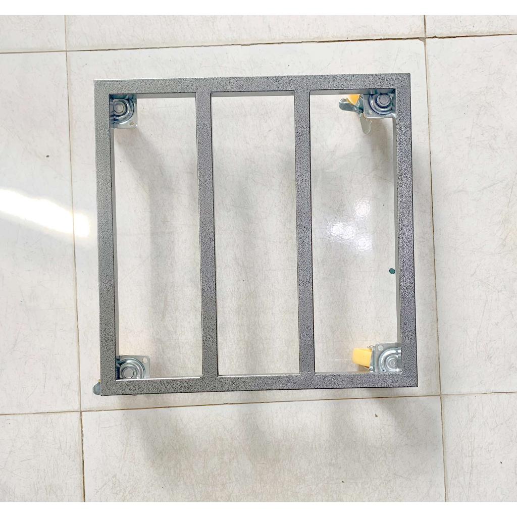 Đế lót chậu cây có bánh xe di động