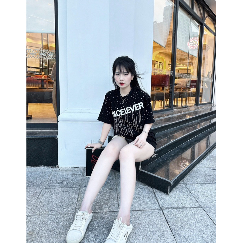 Áo phông dolce level đính đá to xuyên vải bản cao cấp,áo phông dolce đính đá quanh cổ phong cách boy phố