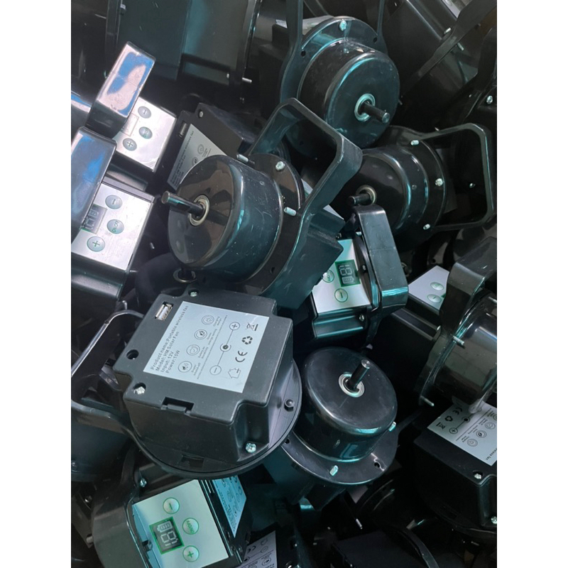 Động cơ quạt 12v không chổi than