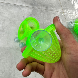 Giỏ chứa trùn, thức ăn cho cá cảnh