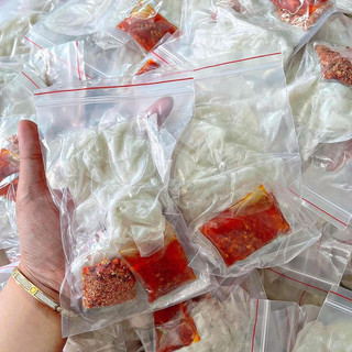 Bánh tráng sate muối con tôm