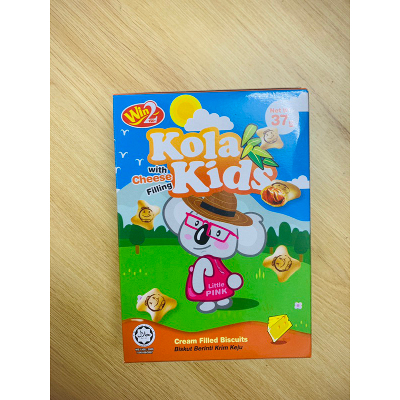 Bánh gấu nhân kem Kola Kids kèm đồ chơi hàng Malaysia hộp 37gram