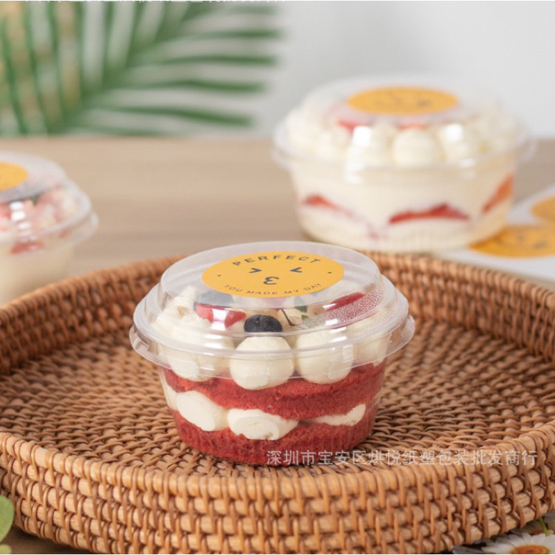 Hộp nhựa có nắp đựng bánh Tiramisu, Mousse 335ml/210ml