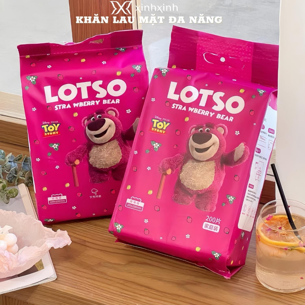 Khăn Lau Mặt Tẩy Trang Đa Năng Gói 200 Tờ Gấu Dâu Lotso Mềm Mịn Treo Tường - Tặng Kèm Túi 20 Viên Giấy Nén và Móc Treo