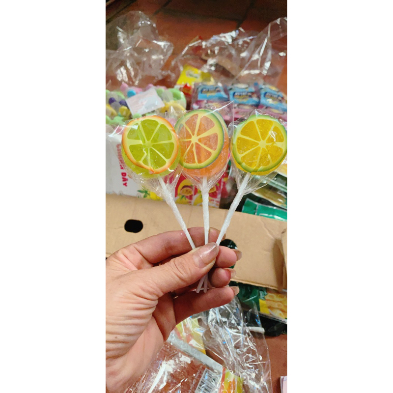 Hộp 50 que kẹo mút dẻo hinh mút chanh siêu ngon