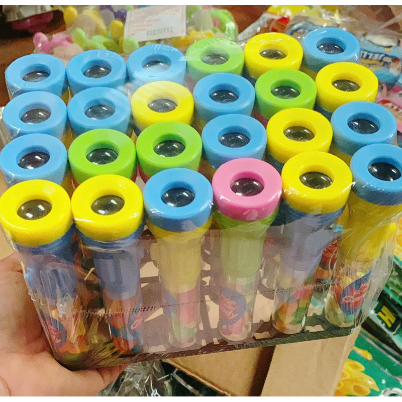 Vỉ 24 chiếc đèn pin chiếu hình kèm kẹo  trái cây