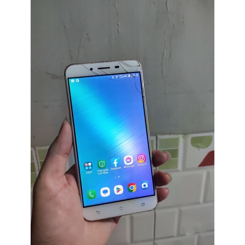 Xác điện thoại cũ Asus Zenfone 3 mã chip Snap 8 nhân (3gb/32gb) chữa cháy, làm máy phụ (xin đọc kĩ mô tả)