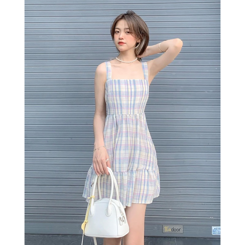 Valey Dress của Cara Club