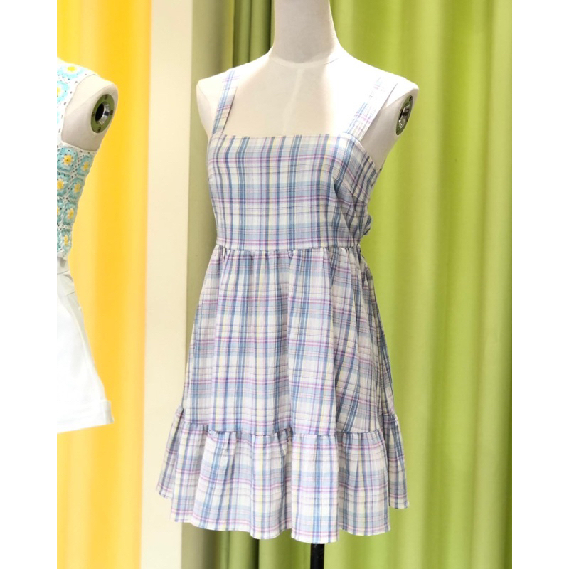 Valey Dress của Cara Club