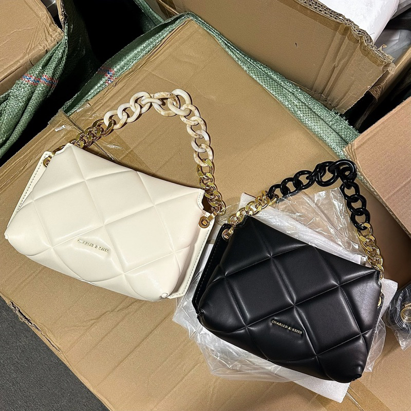 Túi ô trám quai xích nhựa size 22cm