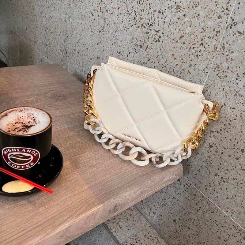 Túi ô trám quai xích nhựa size 22cm