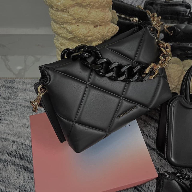 Túi ô trám quai xích nhựa size 22cm