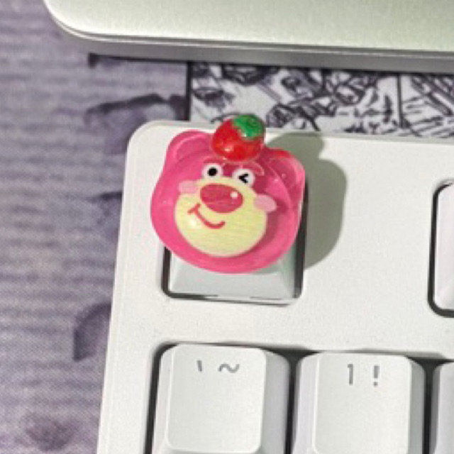 Keycap gấu dâu