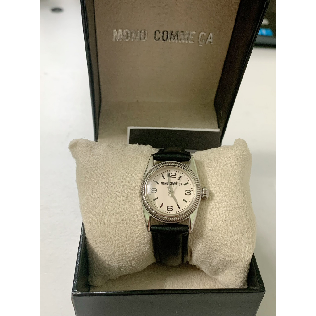 Đồng hồ nữ thương hiệu Nhật Bản, Mono Comme CA 95-00Qj01, hàng si Nhật nguyên hộp, còn khá mới như chưa sử dụng