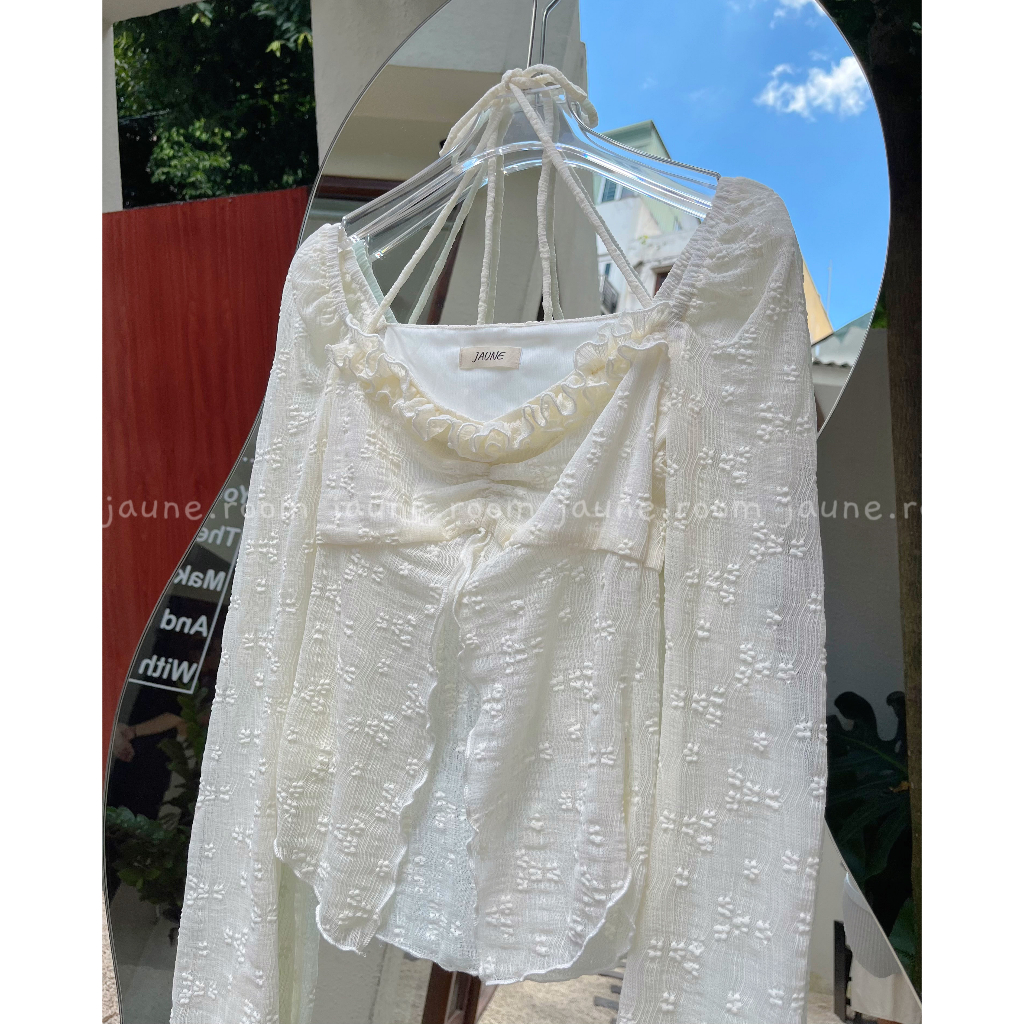 Áo tay dài thiết kế xẻ tà tôn dáng JAUNE chất thun dệt hoa- YUNA TOP