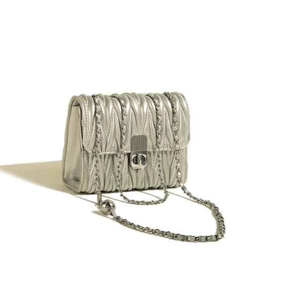 🌸Hàng Order🌸 Túi Xách Muzi&kai Chính Hãng Da Trơn Dập Vân Quai Da Phối Xích Nắp Gập Gài Sang Chảnh Nữ Tính 🌸 Quảng Châu