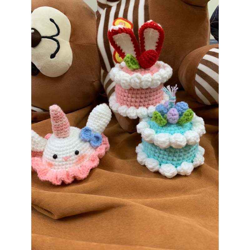 Bánh kem sinh nhật bằng len