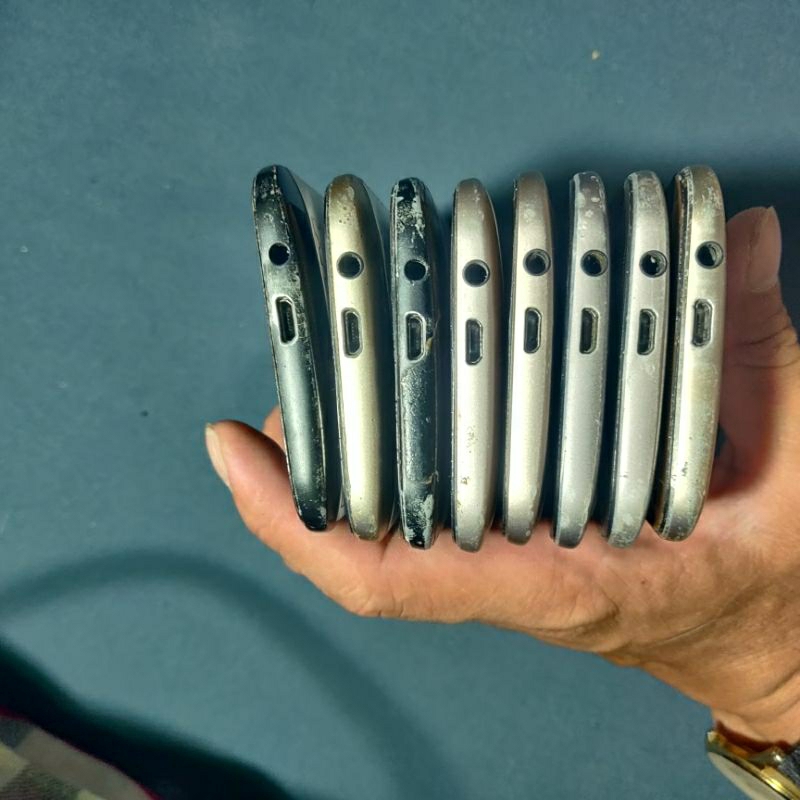 Xác HTC M8 còn lên hình