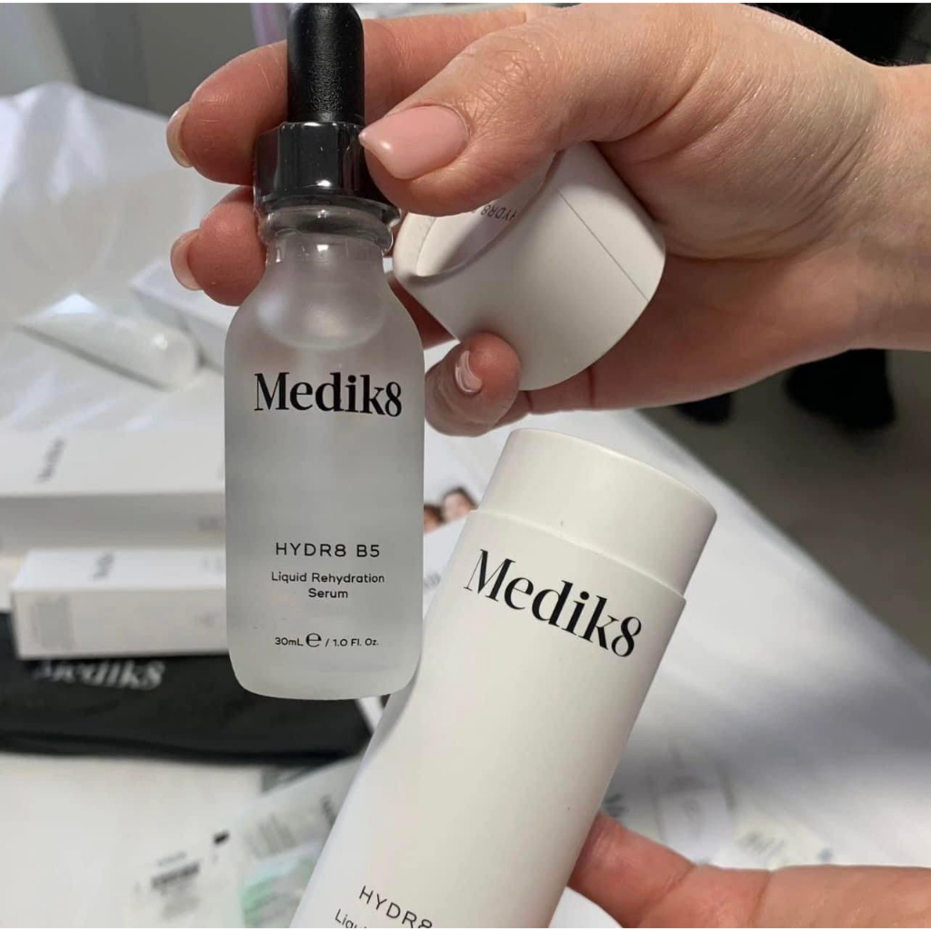 Serum Cấp Ẩm Phục Hồi da Medik8 Hydr8 B5 Liquid Rehydration