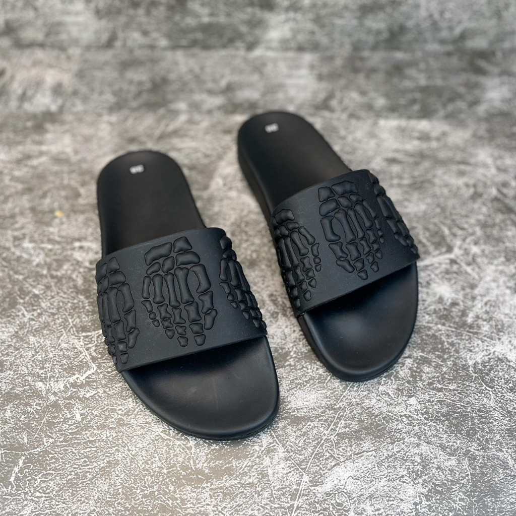 Dép nam Amiri hình xương, Dép quai ngang nam in hình xương 3D Chất liệu cao su - Mẫu mới 2023 Hot