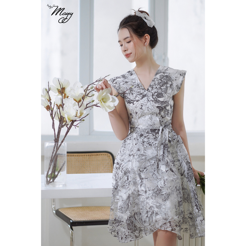 Váy thiết kế MAYY FASHION tơ organza nền trắng hoạ tiết hoa in Lan Xưa