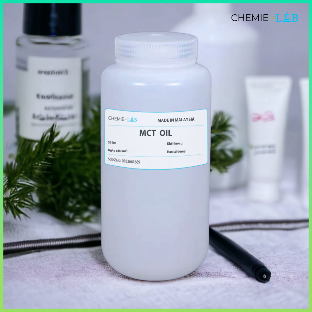 100-500g 𝗠𝗖𝗧 𝗢𝗶𝗹 𝟲𝟬/𝟰𝟬 (𝗗𝗮̂̀𝘂 𝗱𝘂̛̀𝗮 𝗽𝗵𝗮̂𝗻 đ𝗼𝗮̣𝗻) chất làm mềm - Nguyên liệu mỹ phẩm Chemielab
