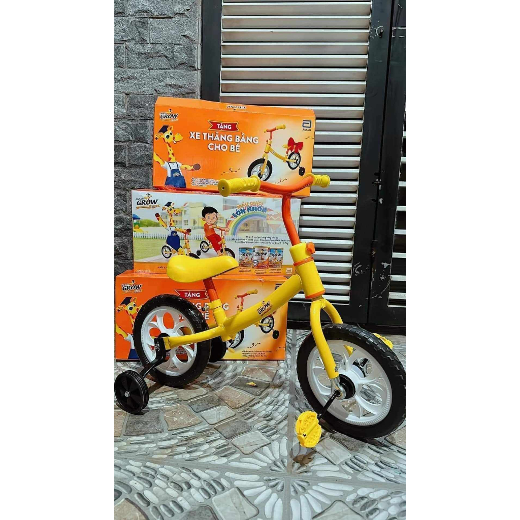 XE CHÒI CHÂN THĂNG BẰNG CÓ BÁNH PHỤ