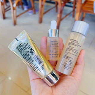 SET DƯỠNG DA CNP BEST TRIAL KIT 4 Món