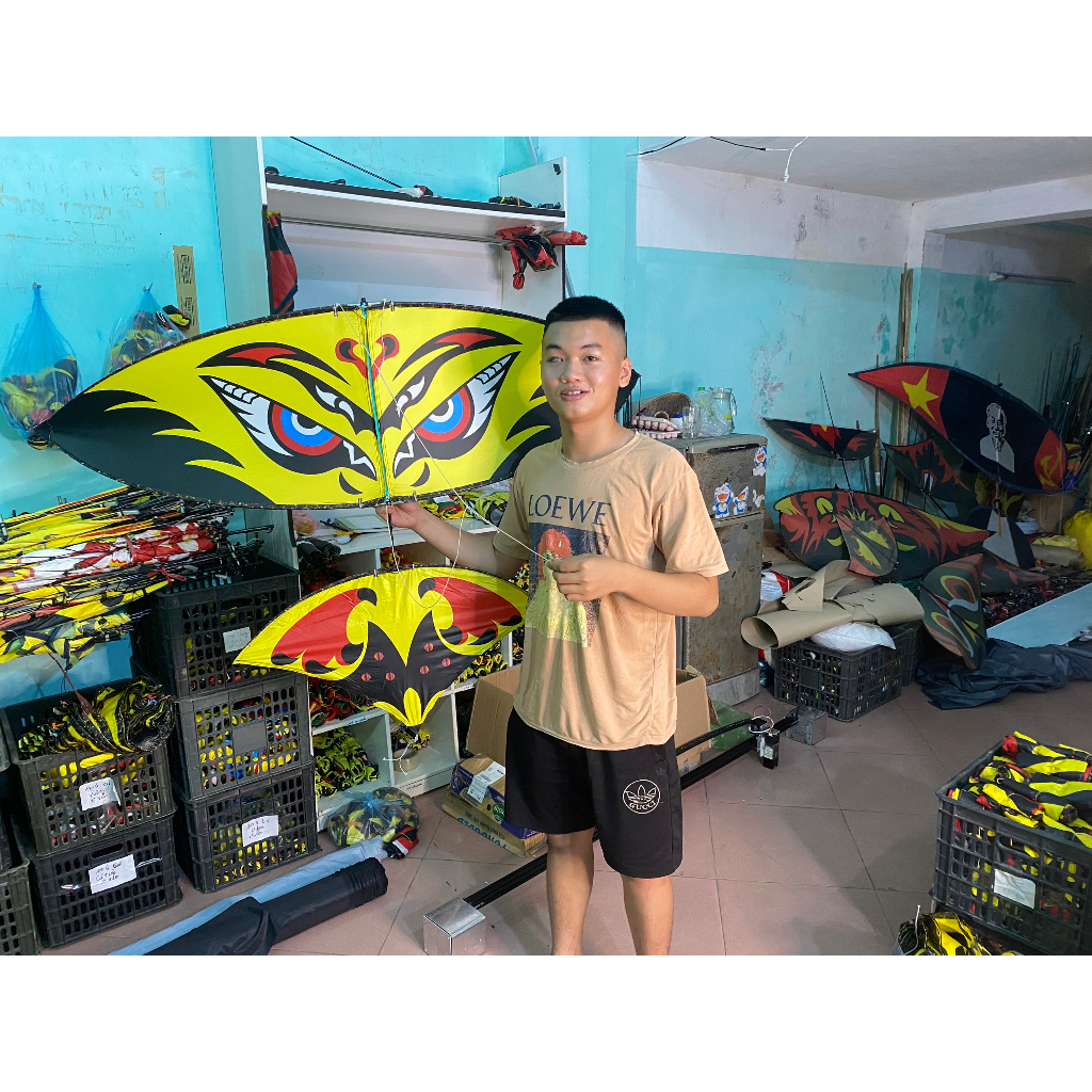 Diều mắt cú Exciter 1m6 cả khung và áo hoàn thiện