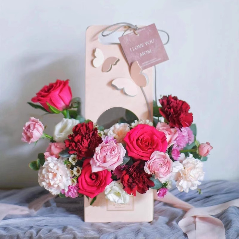 Túi đựng bánh và hoa handmade họa tiết Butterfly