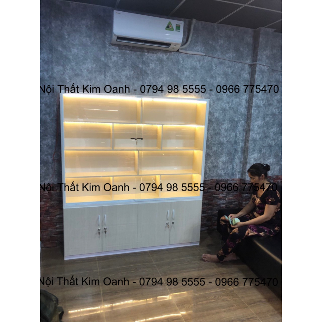 TỦ KỆ TRƯNG BÀY ĐẸP NHỰA ĐÀI LOAN- CÓ ĐÈN LED