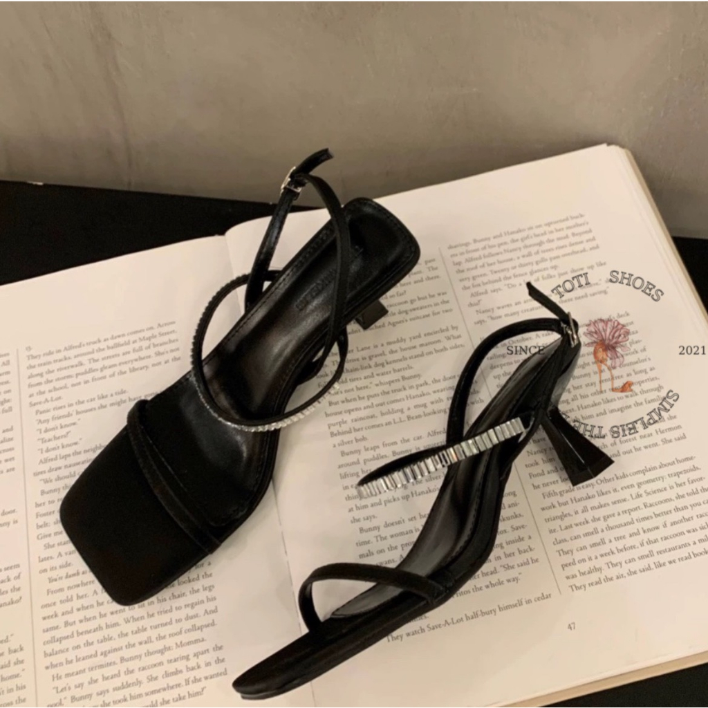 GIÀY CAO GÓT TOTIIE STORE - SANDAL QUAI NGANG HẬU QUAI ĐÁ CÀI PHONG CÁCH THỜI TRANG HIỆN ĐẠI G2307110