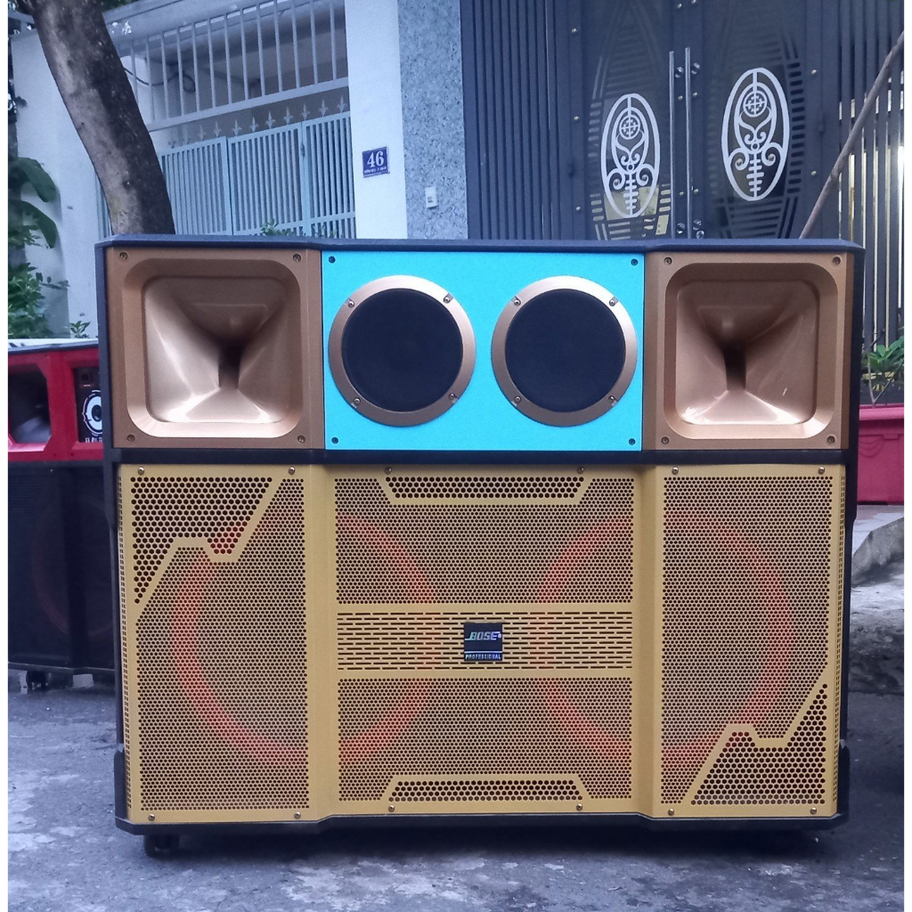 Loa kéo bình 4 tấc đôi nằm ngang có Reverb công suất cực khủng 2 bass 40, 2 treble, 2 trung tặng 2 micro không dây