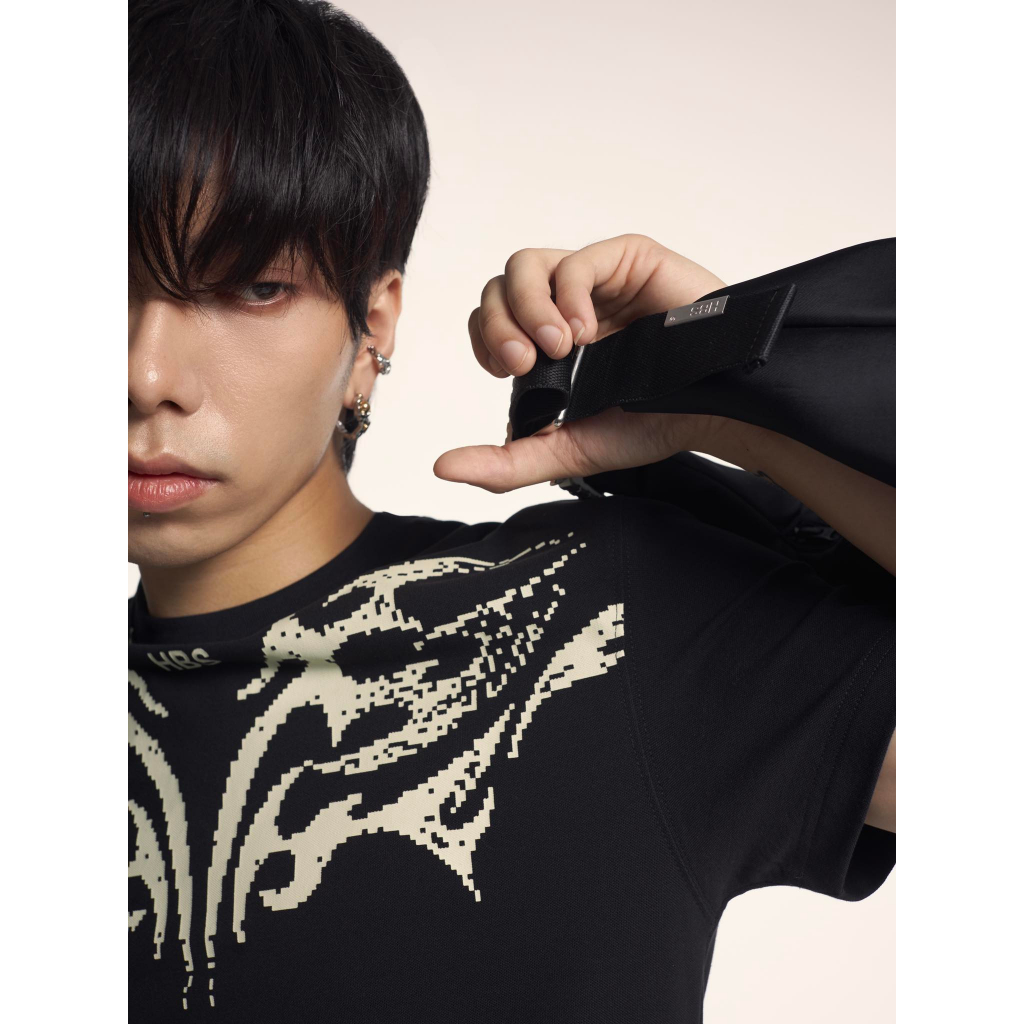 Áo thun hình HBS NIGHTWING T-SHIRT - BLACK