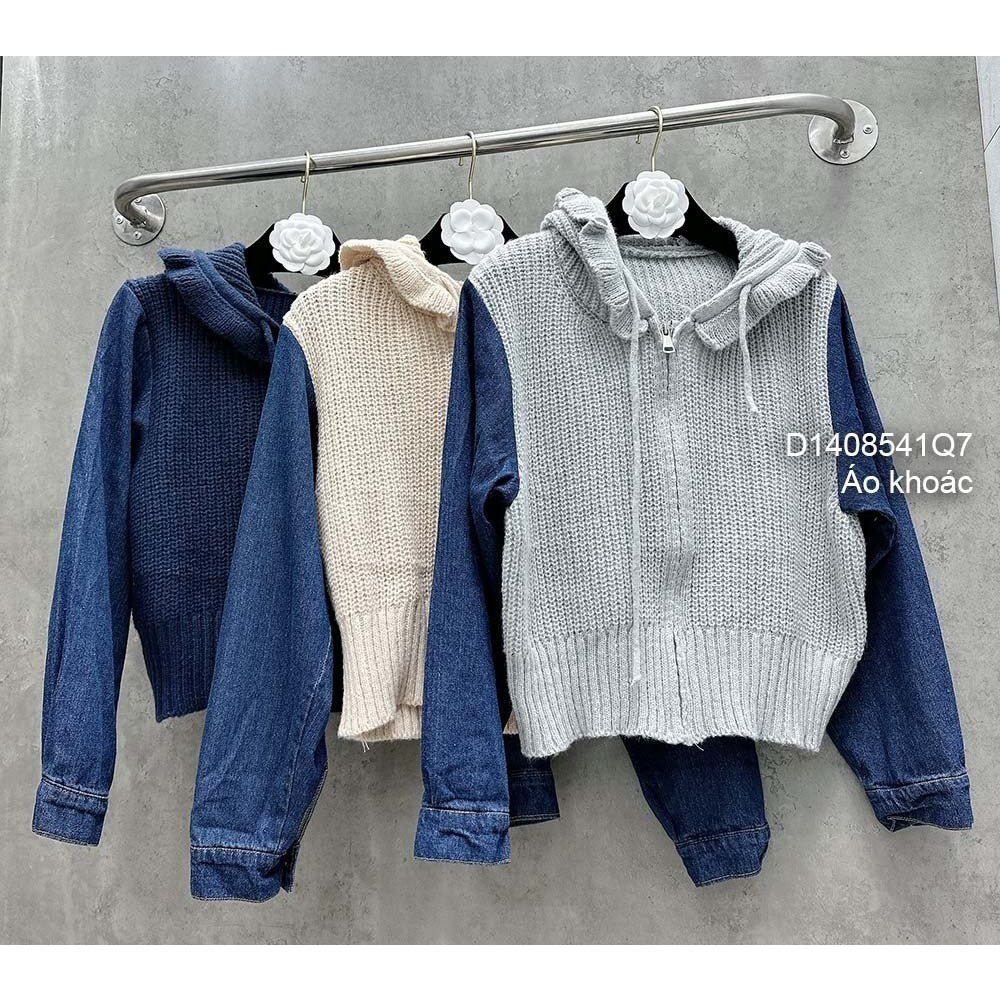 Áo khoác len croptop có nón kéo khóa tay dài phối jean