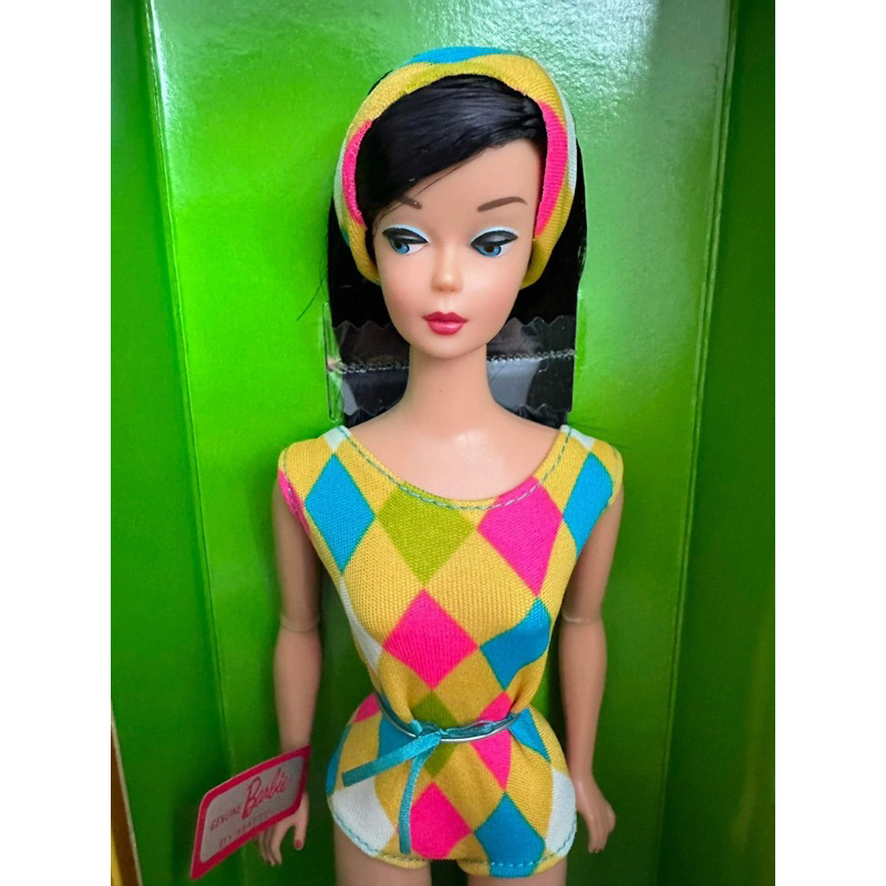 Búp bê Barbie Color Magic