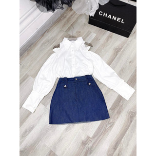 Set sơ mi trắng khoét vai tay dài + chân váy jean