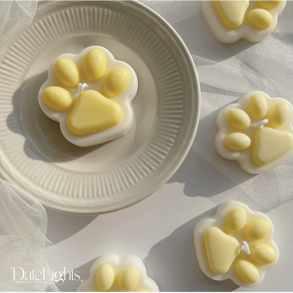 Nến thơm DATELIGHTS STEP TO YOU CANDLE - DATENEYLAND chân mèo dễ thương kèm hộp và nơ sang trọng