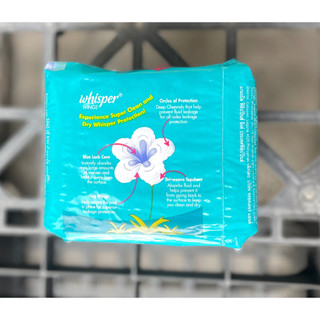 COMBO 2 Băng vệ sinh Whisper có cánh 10 miếng