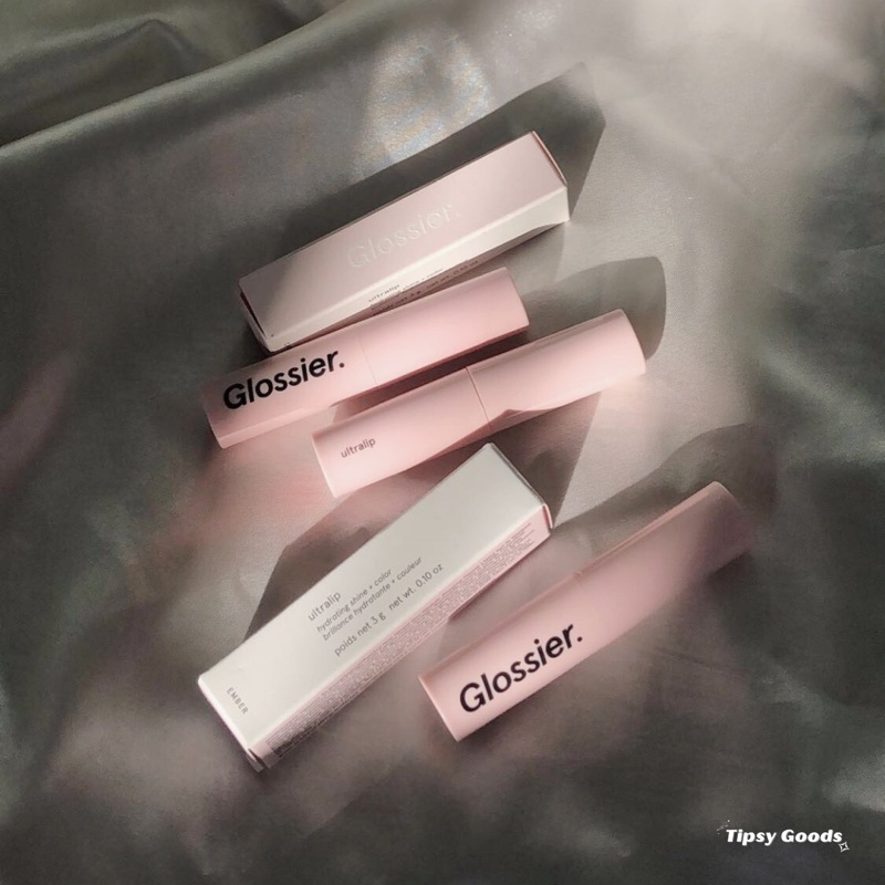 Son Dưỡng Có Màu Glossier Ultralip Dưỡng Ẩm Và Mềm Môi