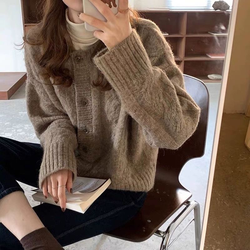Áo cardigan len dày dáng lửng đơn giản