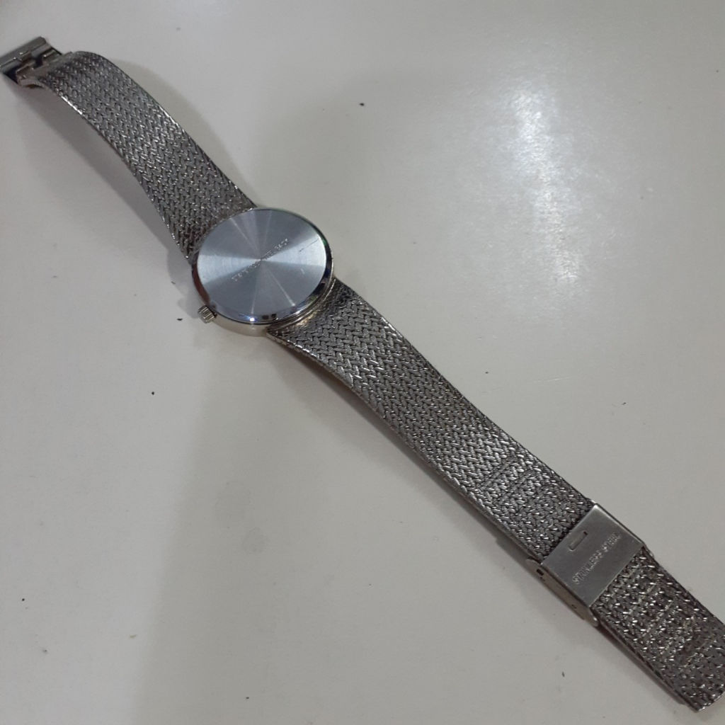 Đồng hồ nữ dây lụa Lebait đính 12 viên đá mặt xanh trải tia second hand si Nhật