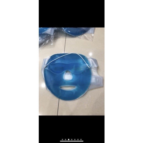 Mặt nạ đá lạnh - Giúp giảm sưng tấy sau nặn mụn