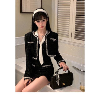 Set dạ tweed viền ngọc đầm và áo khoác kèm cà vạt, có ảnh thật