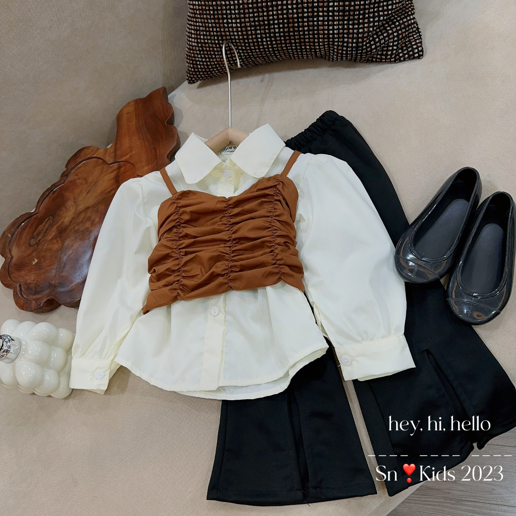 Bộ bé gái thu đông, set 3ct: áo sơ mi thô kem+ áo 2 dây chun , quần umi xẻ tà sành điệu cho bé 12-32kg