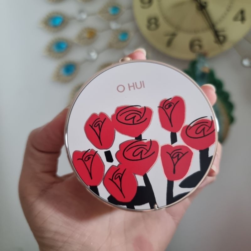 Phấn nước cushion che khuyết điểm siêu mịn OHUI Ultimate Cover Cushion