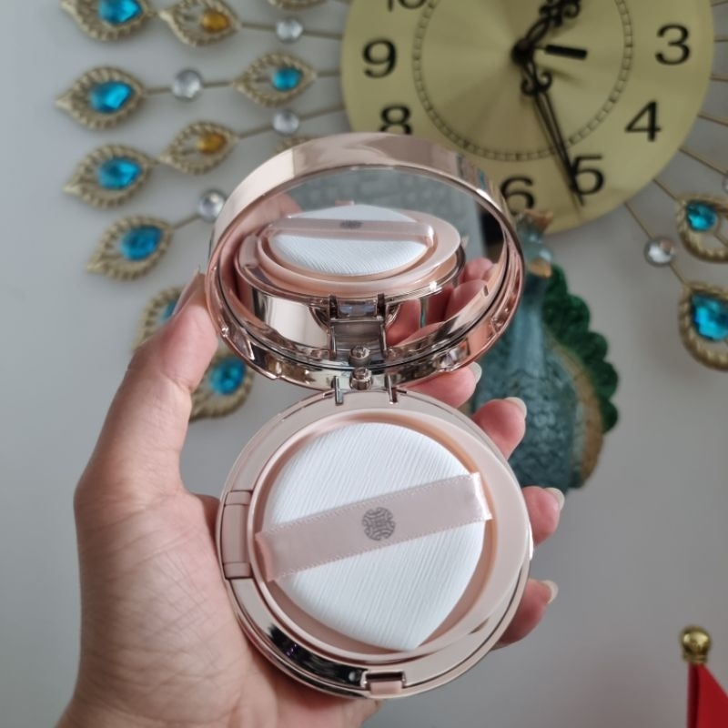 Phấn nước cushion che khuyết điểm siêu mịn OHUI Ultimate Cover Cushion