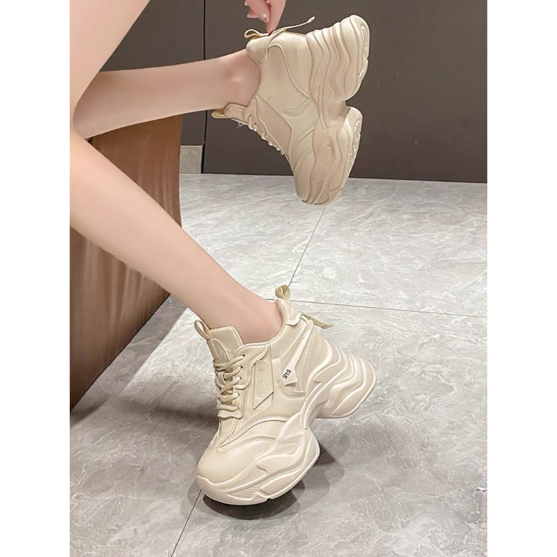 Giày thể thao đế độn 10cm