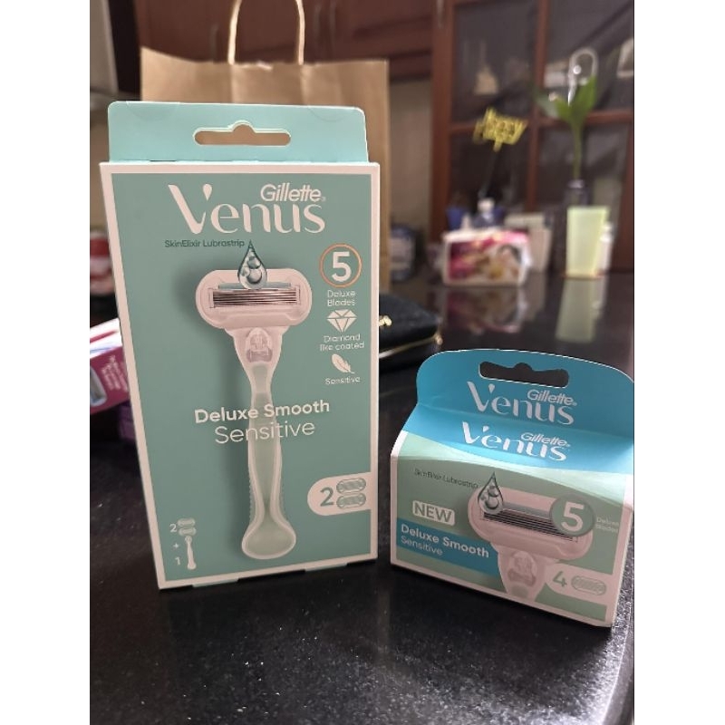 Dao cạo Gillette Venus Deluxe Smooth 5 lưỡi