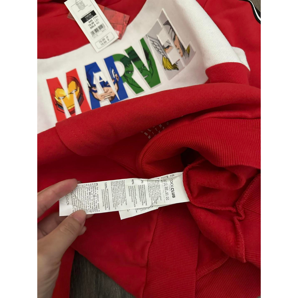 Áo nỉ hoodie chữ Marvel nổi cho bé